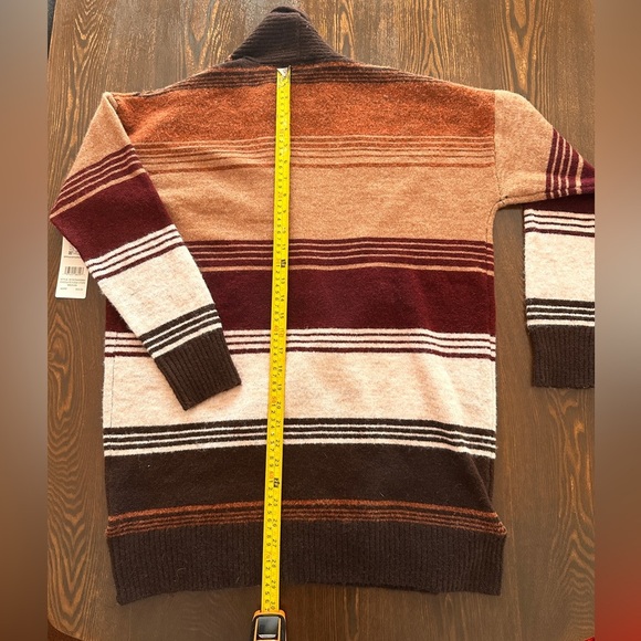 Women's Medium 89 & Madison NWT Chocolate Fudge Stripe long Knit Sweater - Picture 4 of 5